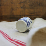 Load image into Gallery viewer, Vintage Willow Pattern Egg Cup
