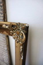 Load image into Gallery viewer, Ornate French Frame Gold Frame
