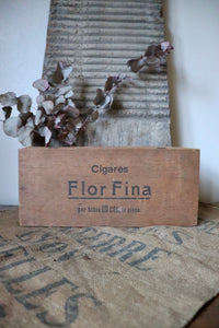 Flor Fina Wooden Cigares Box