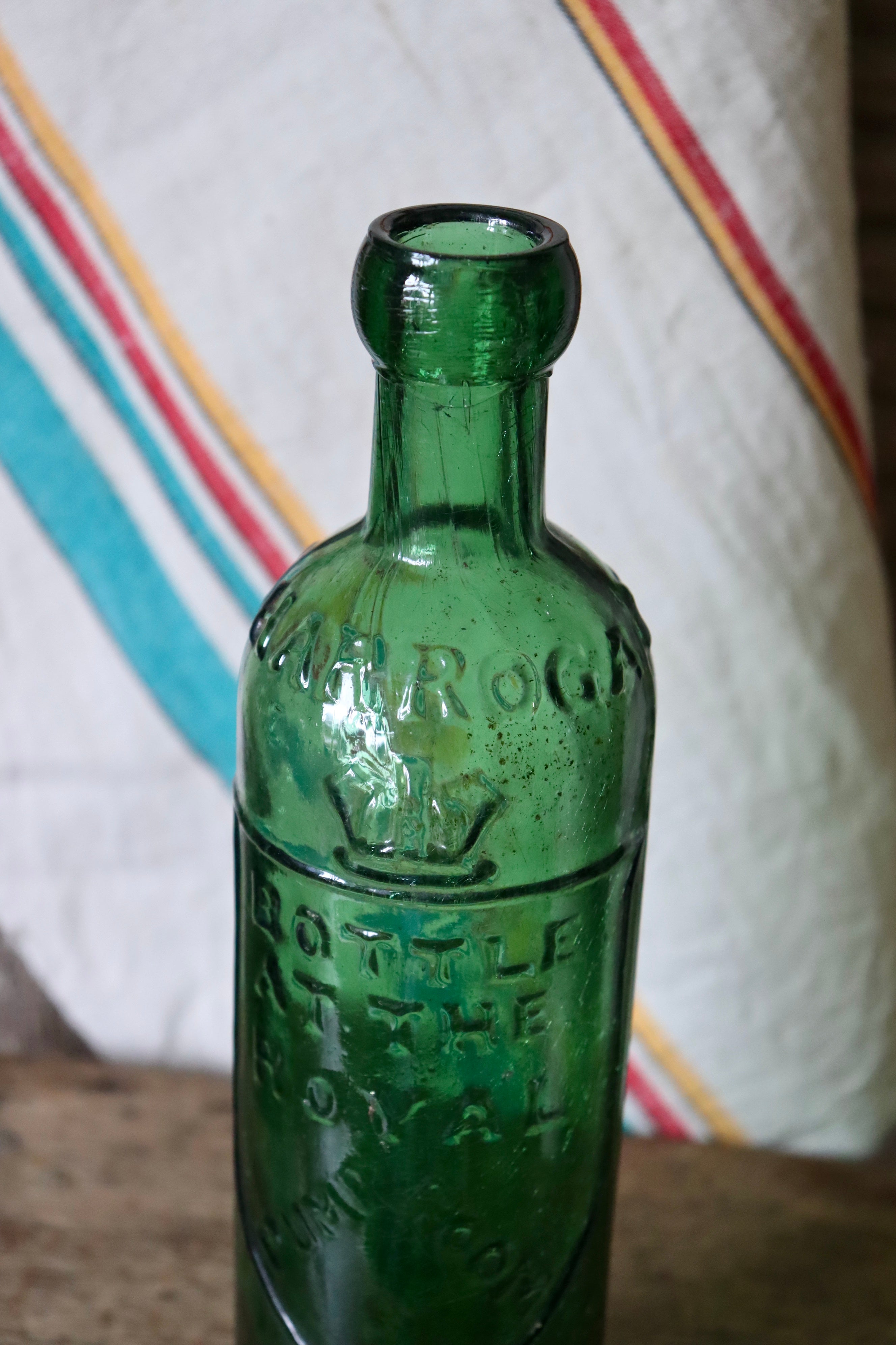 Rare Antique Emerald Green Harrogate Wells Royal Pump Bottle
