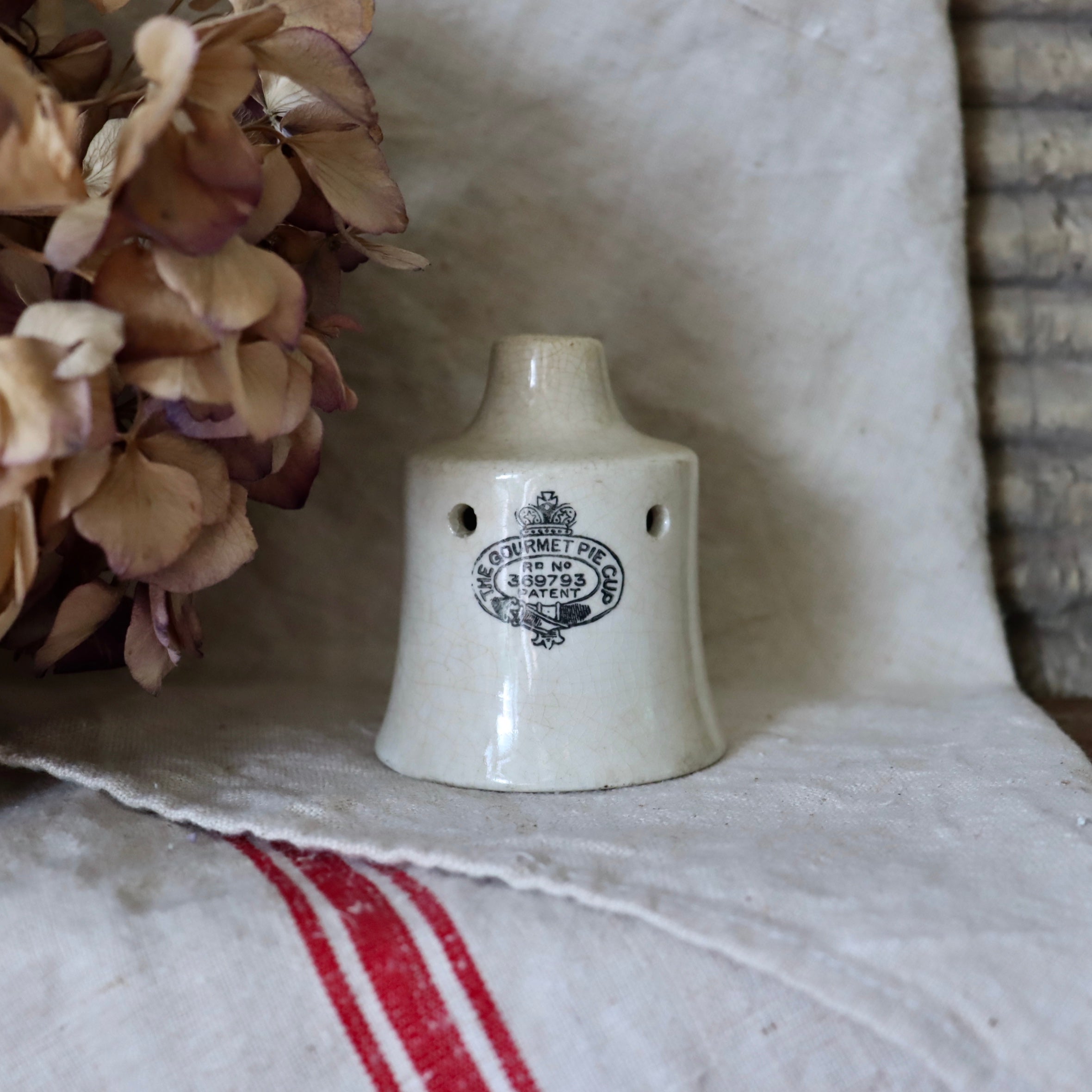 Antique Edwardian The Gourmet Pie Cup Ceramic Funnel